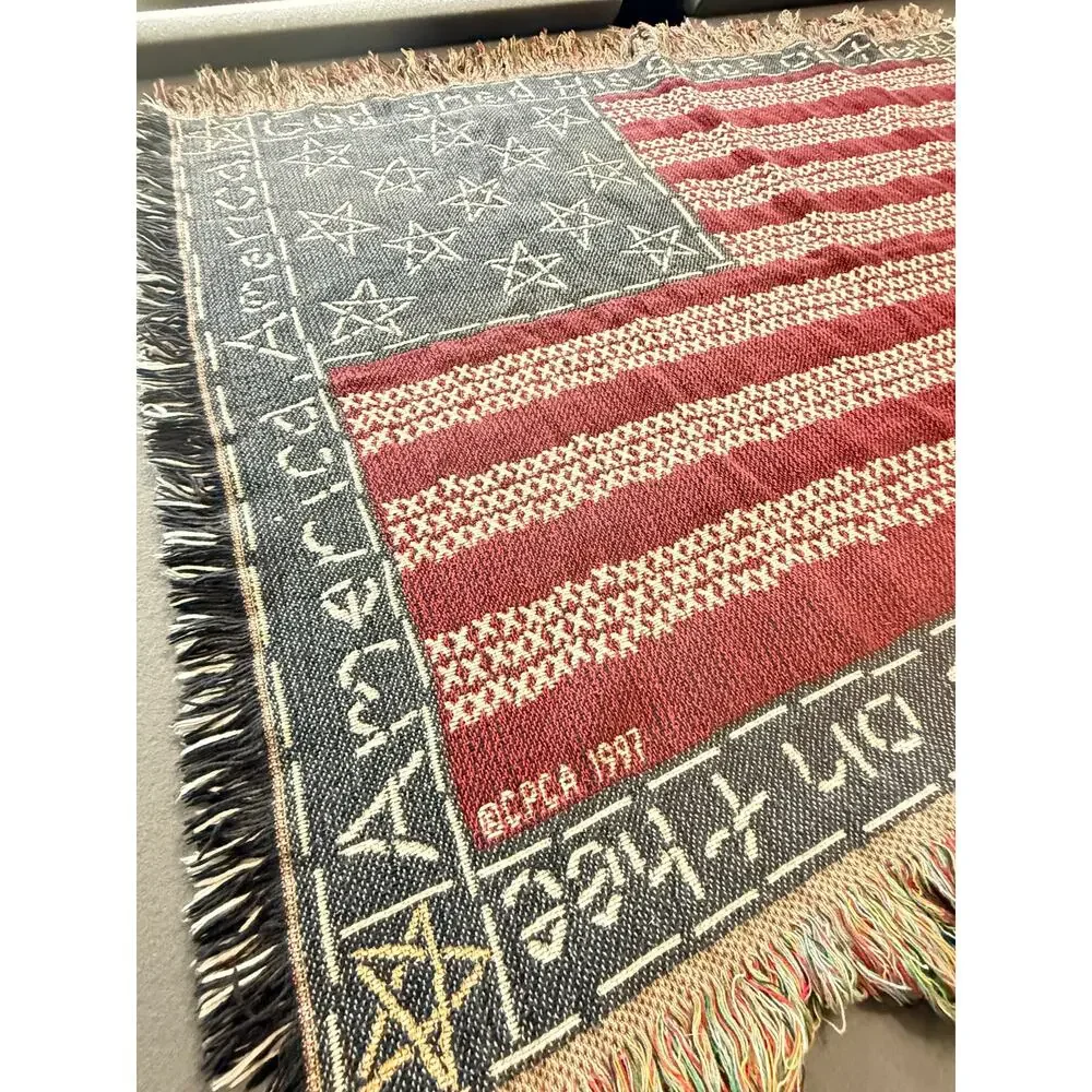 Americana American Flag Woven Throw Blanket Patriotic USA 1997 Wall Hanging